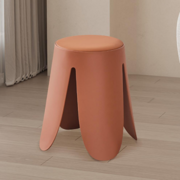 Terracotta Astin Hocker | PP-Beine und PU-Sitz | 46 x 30 x 30 cm