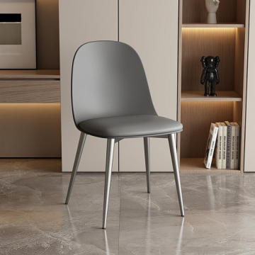 Grauer Stuhl 'Jasmin' aus Polypropylen mit PU-Sitz | Metallbeine | H81 x B51 x T44 cm
