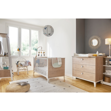 Babyzimmer Ciana: Bett 70x140cm, Kleiderständer, Kommode mit Windelregal und Sideboard - Eiche/Weiß