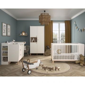 Kinderzimmer-Set Aaron | Hochbett, Bettgitter, Kinderkleiderschrank, Kommode mit Wickeltisch und Aufbewahrungsschrank | Weiß